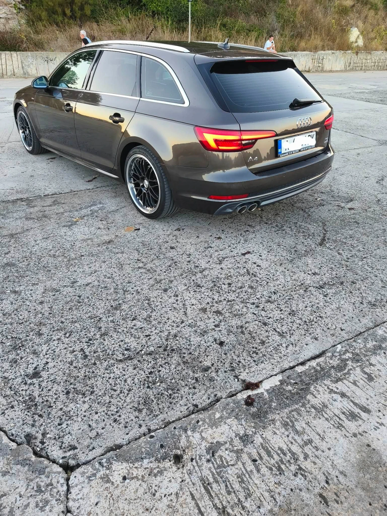 Audi A4 2.0TDI/190PS/QUATTRO/MATRIX/ VIRTUAL 3S-LINE, снимка 5 - Автомобили и джипове - 56728818