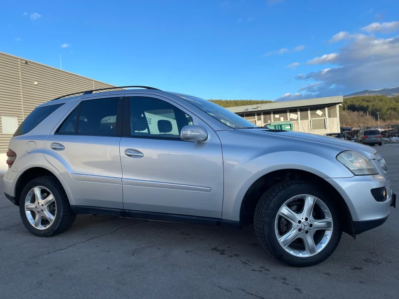 Mercedes-Benz ML 320 Sport, снимка 4 - Автомобили и джипове - 48603919