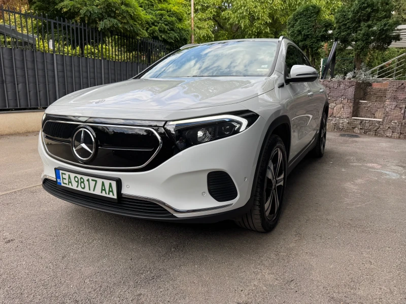 Mercedes-Benz EQA 300 4 matic* КАМЕРА* КОЖА* ПОДГРЕВ* DISTRONIC* , снимка 15 - Автомобили и джипове - 51607265
