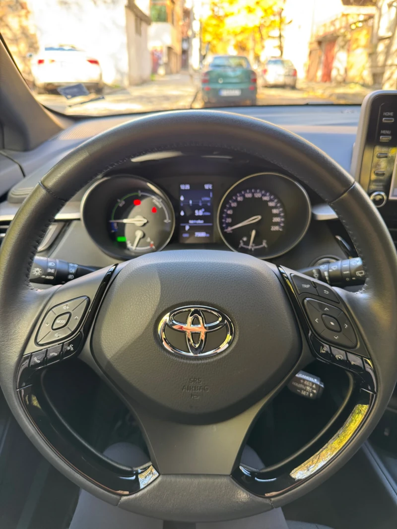 Toyota C-HR, снимка 14 - Автомобили и джипове - 52414127