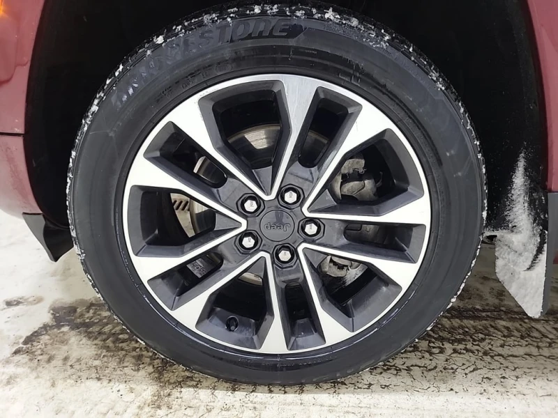 Jeep Grand cherokee * OVERLAND * CARFAX * БЕЗ ПЪРВОНАЧАЛНА ВНОСКА, снимка 15 - Автомобили и джипове - 52926166