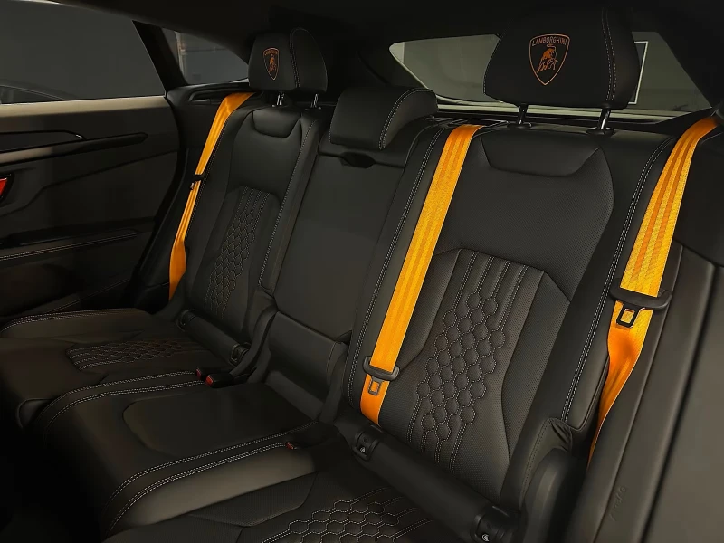 Lamborghini Urus SE 4.0 V8 Plug-in Hybrid 4WD, снимка 8 - Автомобили и джипове - 53519567