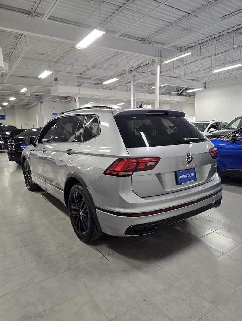 VW Tiguan R-LINE* COMFORTLINE* 4MOTION* DIGITAL* , снимка 3 - Автомобили и джипове - 54823836