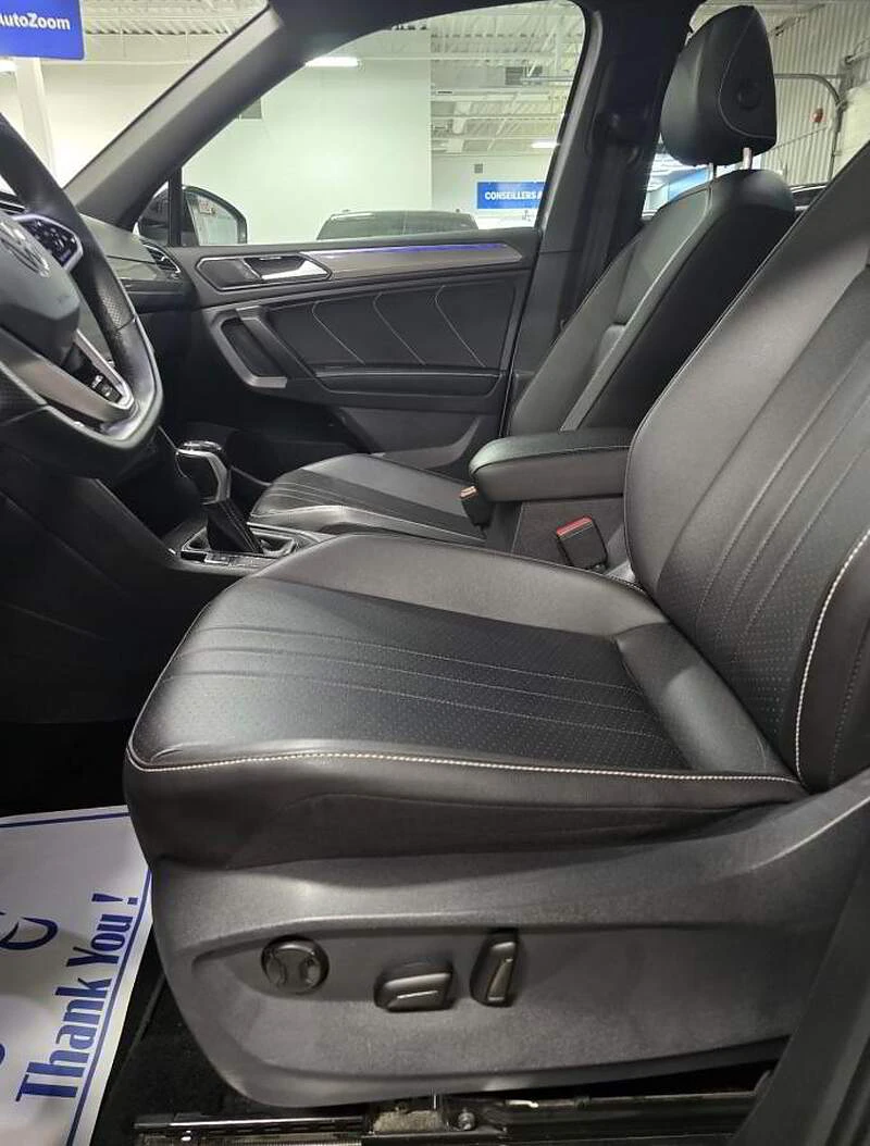 VW Tiguan R-LINE* COMFORTLINE* 4MOTION* DIGITAL* , снимка 8 - Автомобили и джипове - 54823836