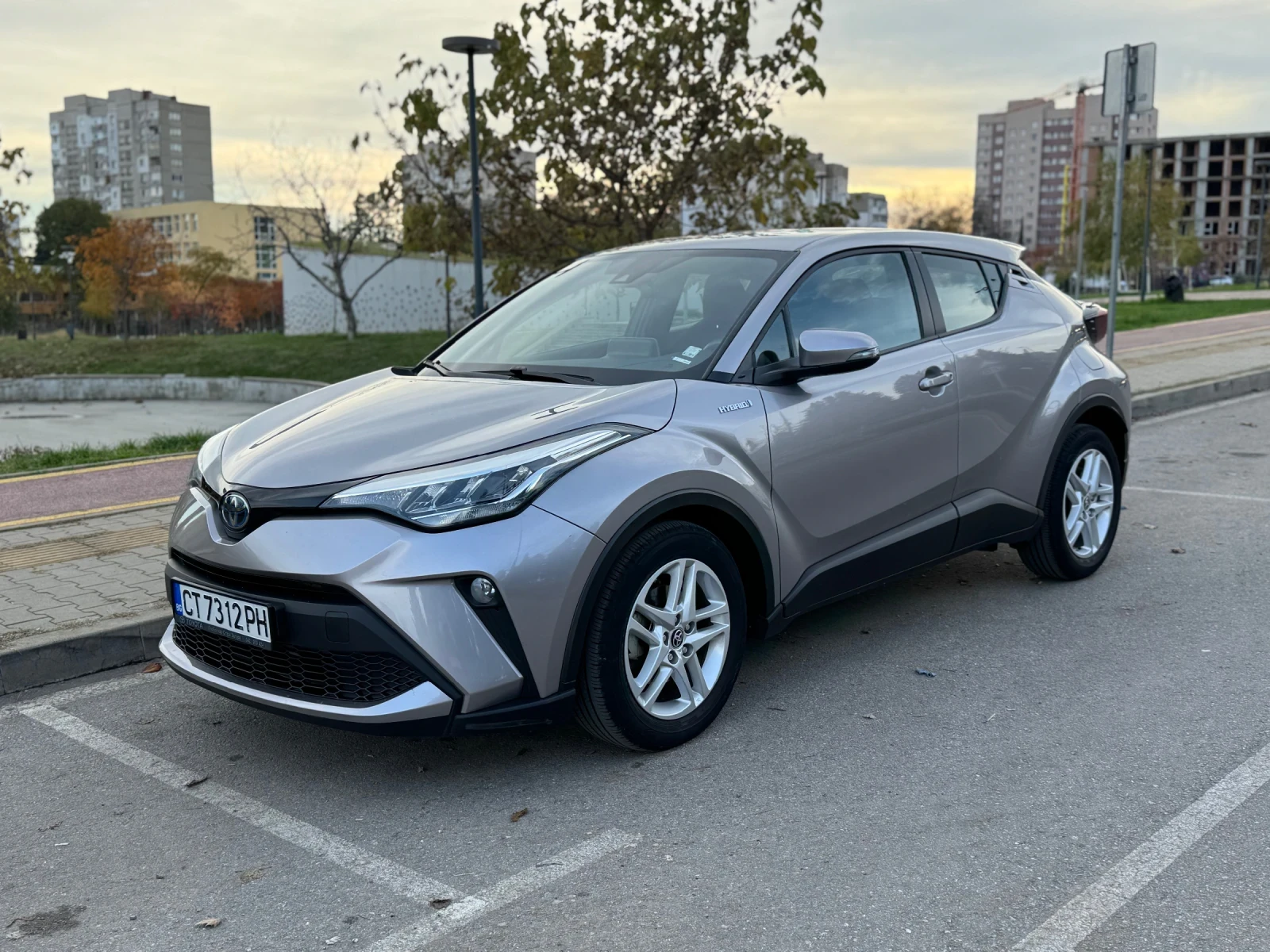 Toyota C-HR, снимка 1