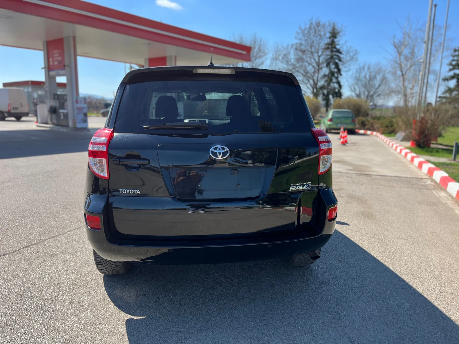 Toyota Rav4 2.2D Crossover 150 ps - изображение 6