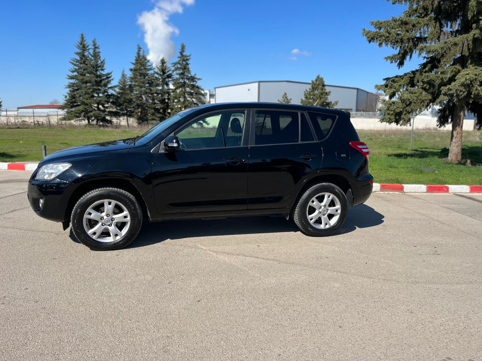Toyota Rav4 2.2D Crossover 150 ps - изображение 7