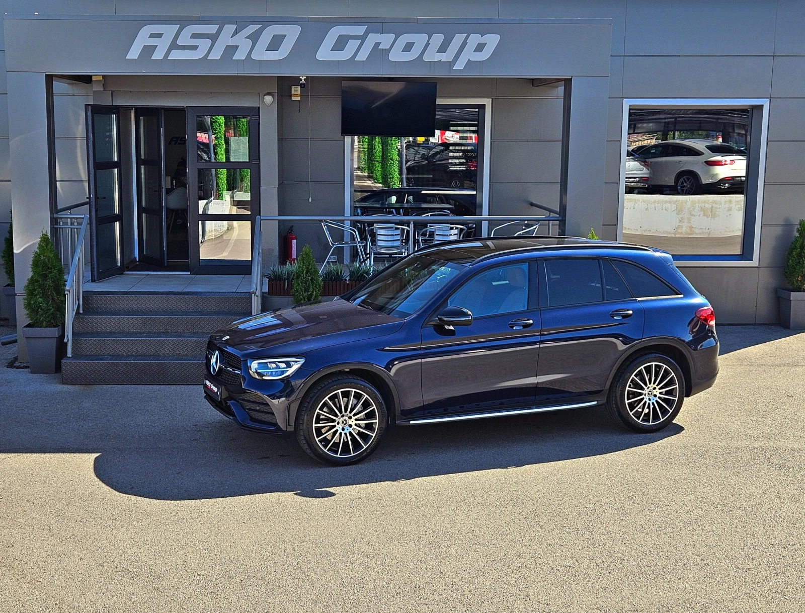 Mercedes-Benz GLC 220 ! AMG/GERMANY/VIRTUAL/DISTR/PANO/CAMERA/AIRMAT/LIZ | Mobile.bg   17