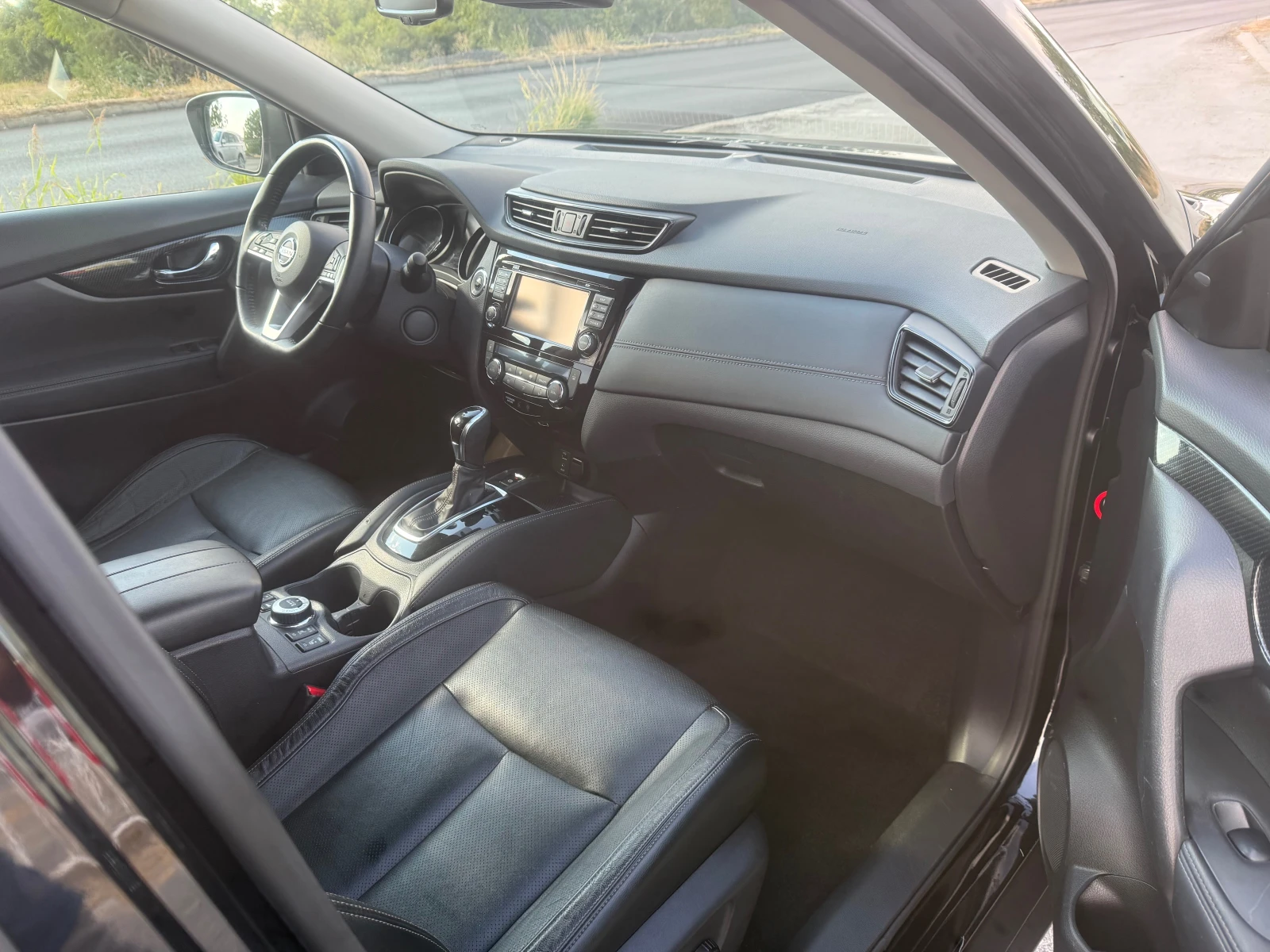 Nissan X-trail FACELIFT 2.0 4x4 AUT. 360 FULL  | Mobile.bg   11