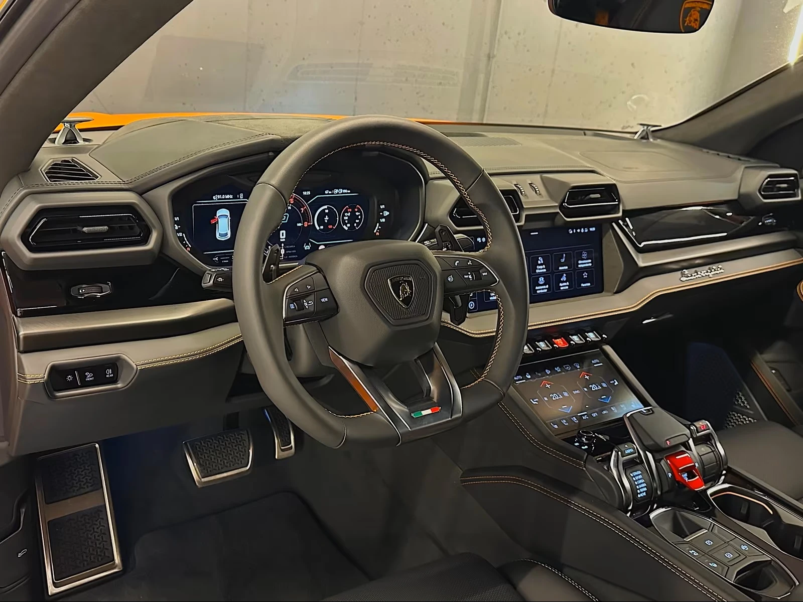 Lamborghini Urus SE 4.0 V8 Plug-in Hybrid 4WD - изображение 5