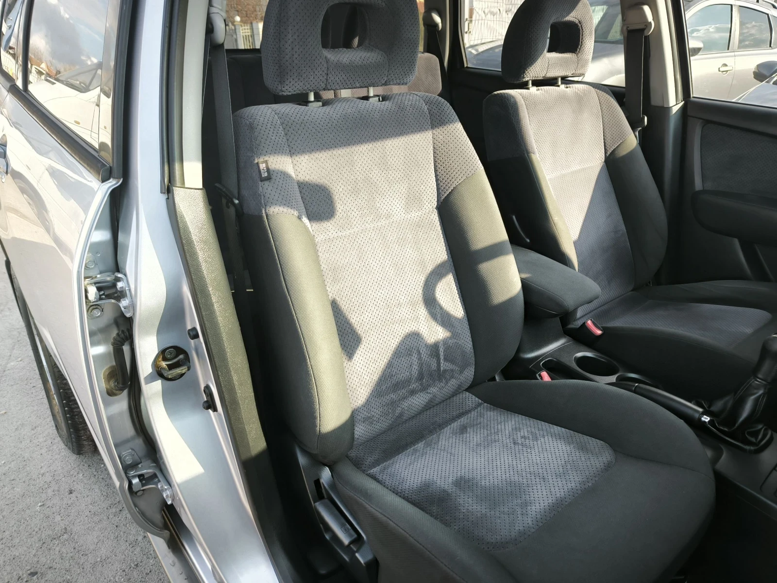 Mitsubishi Outlander 2.4i - изображение 8