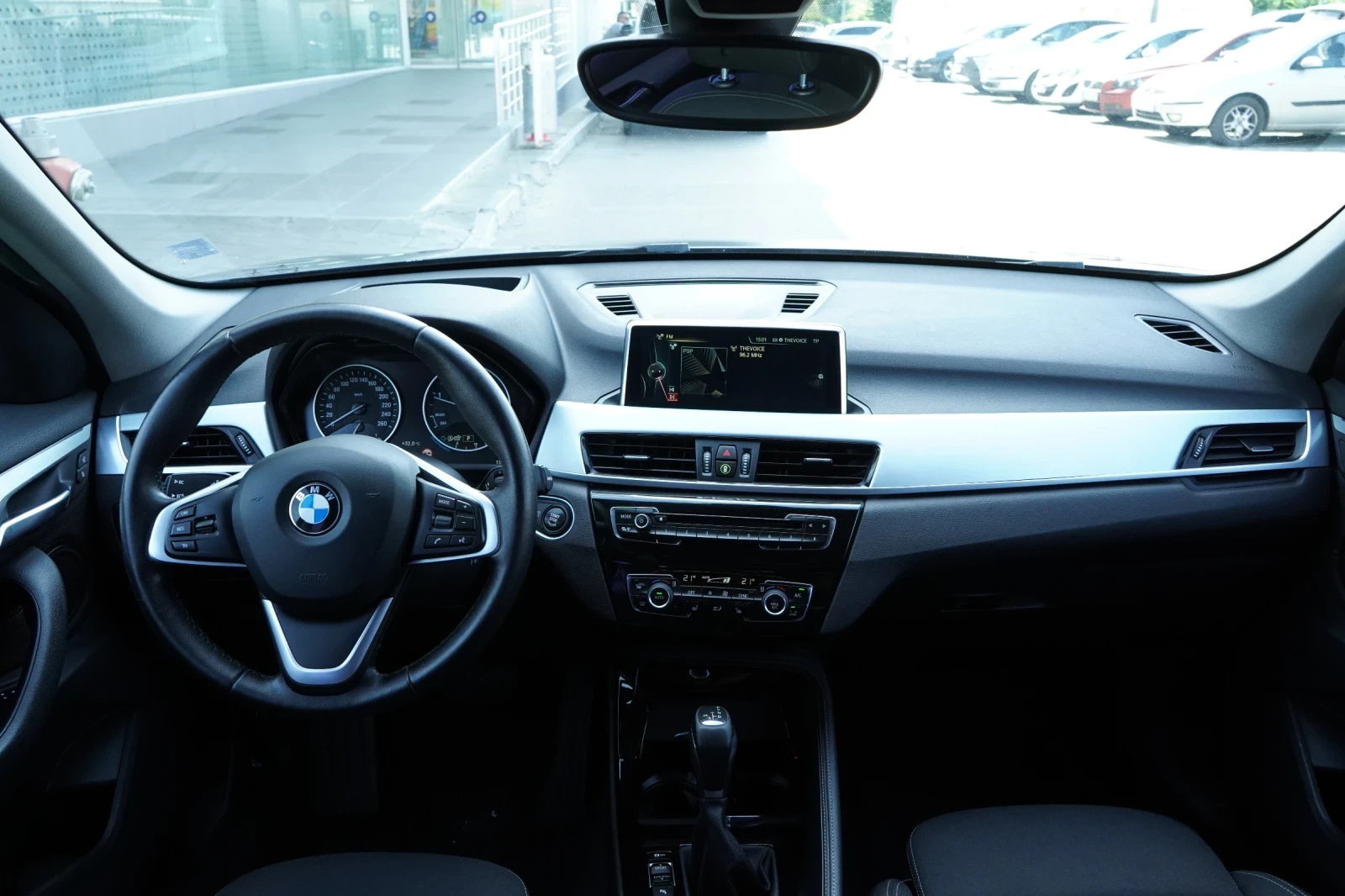 BMW X1 * 2.0d* xDrive* HUD* Cam* LaneAssist* , снимка 13 - Автомобили и джипове - 55926451