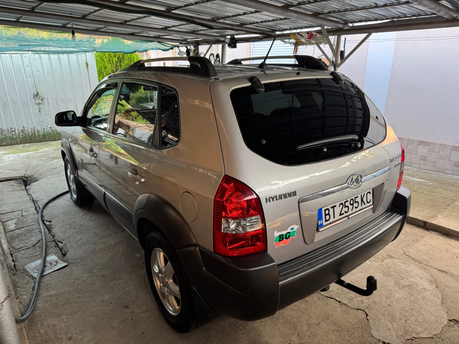 Hyundai Tucson 2.0 , снимка 4 - Автомобили и джипове - 55979129