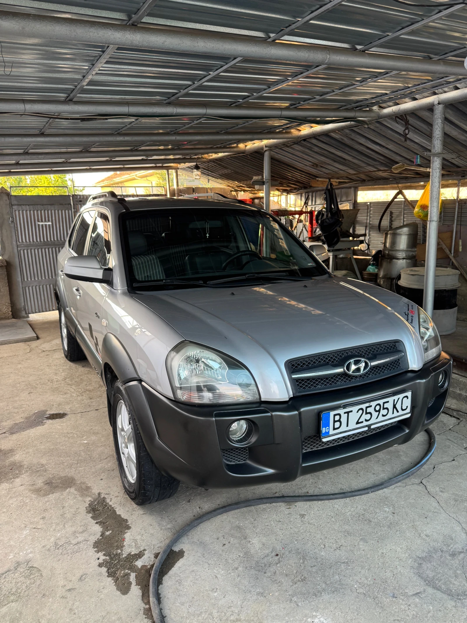 Hyundai Tucson 2.0 , снимка 2 - Автомобили и джипове - 55979129
