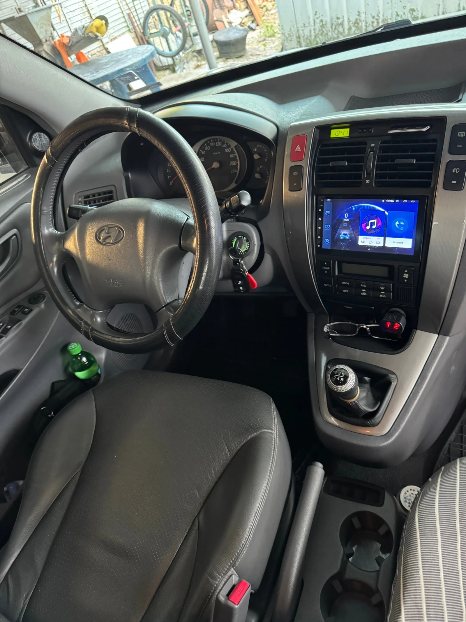 Hyundai Tucson 2.0 , снимка 8 - Автомобили и джипове - 55979129