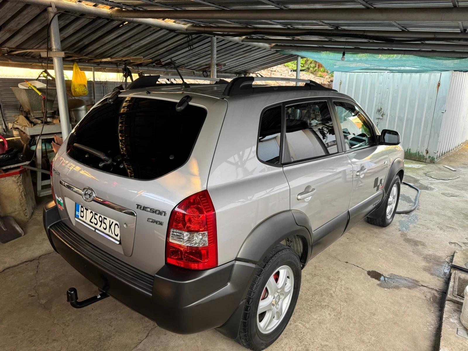 Hyundai Tucson 2.0 , снимка 3 - Автомобили и джипове - 55979129