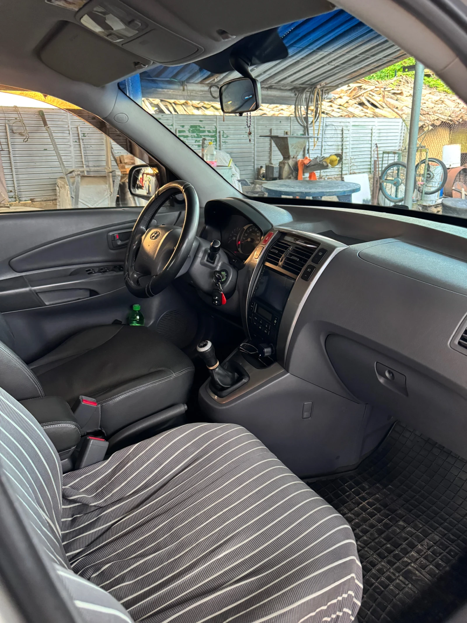 Hyundai Tucson 2.0 , снимка 6 - Автомобили и джипове - 55979129