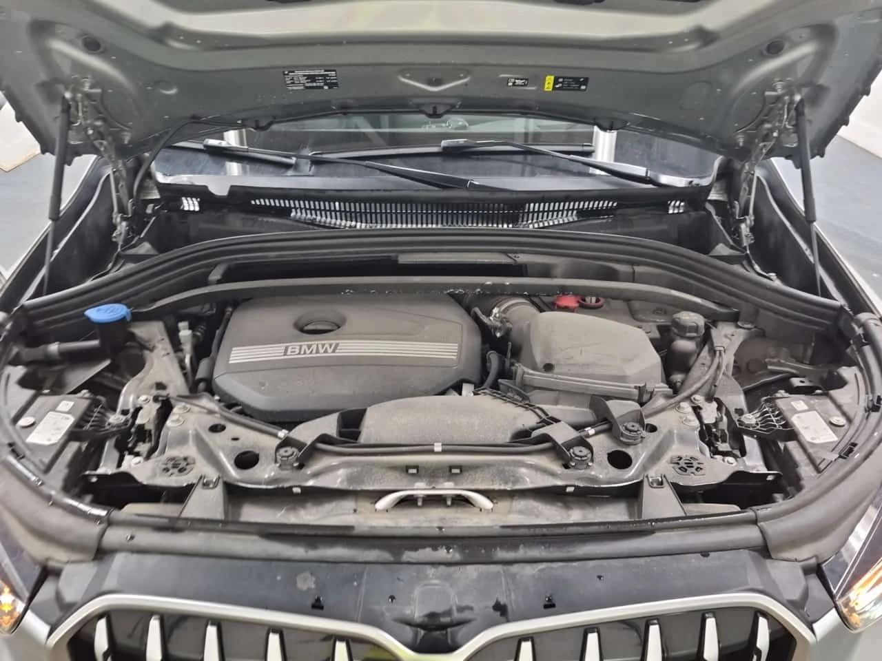 BMW X1 Xdrive28i| HAR/KAR| HUD| PANO| , снимка 16 - Автомобили и джипове - 56325136