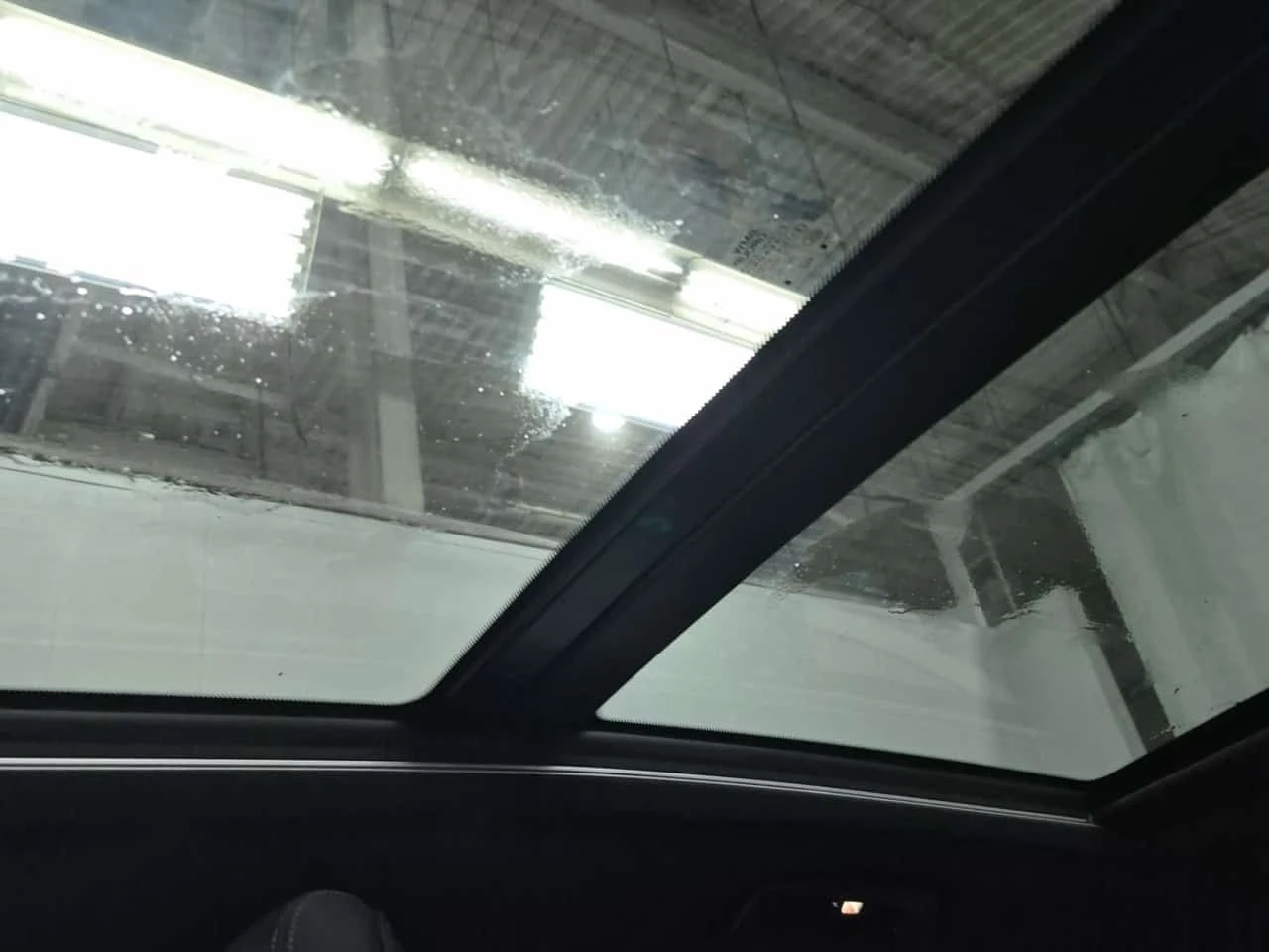 BMW X1 Xdrive28i| HAR/KAR| HUD| PANO| , снимка 13 - Автомобили и джипове - 56325136
