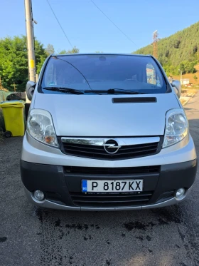 Opel Vivaro КАПАРИРАН, снимка 1