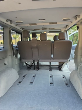 Opel Vivaro КАПАРИРАН, снимка 4