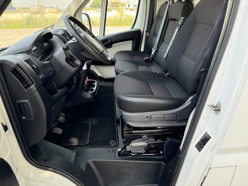 Peugeot Boxer 2.0HDI 2019г L2H1 3-места Багажник, снимка 8 - Бусове и автобуси - 46306830