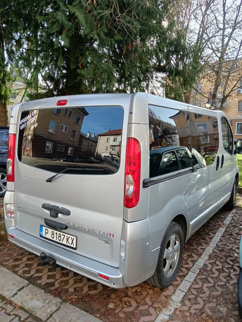Opel Vivaro, снимка 4 - Бусове и автобуси - 52634691