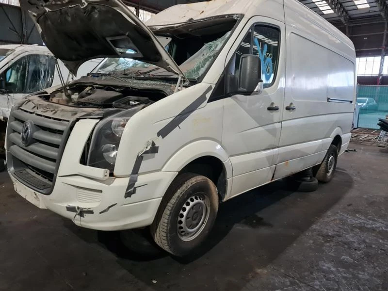 VW Crafter 2.5ЧАСТИ, снимка 1 - Бусове и автобуси - 14112137