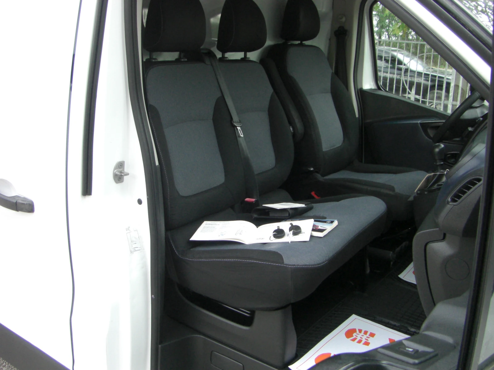 Opel Vivaro 1.6cdti 6ck. EURO 6 | Mobile.bg   13