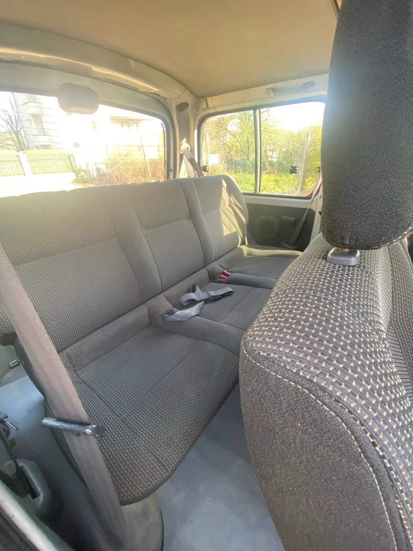 Toyota Hiace 2.4D - изображение 7