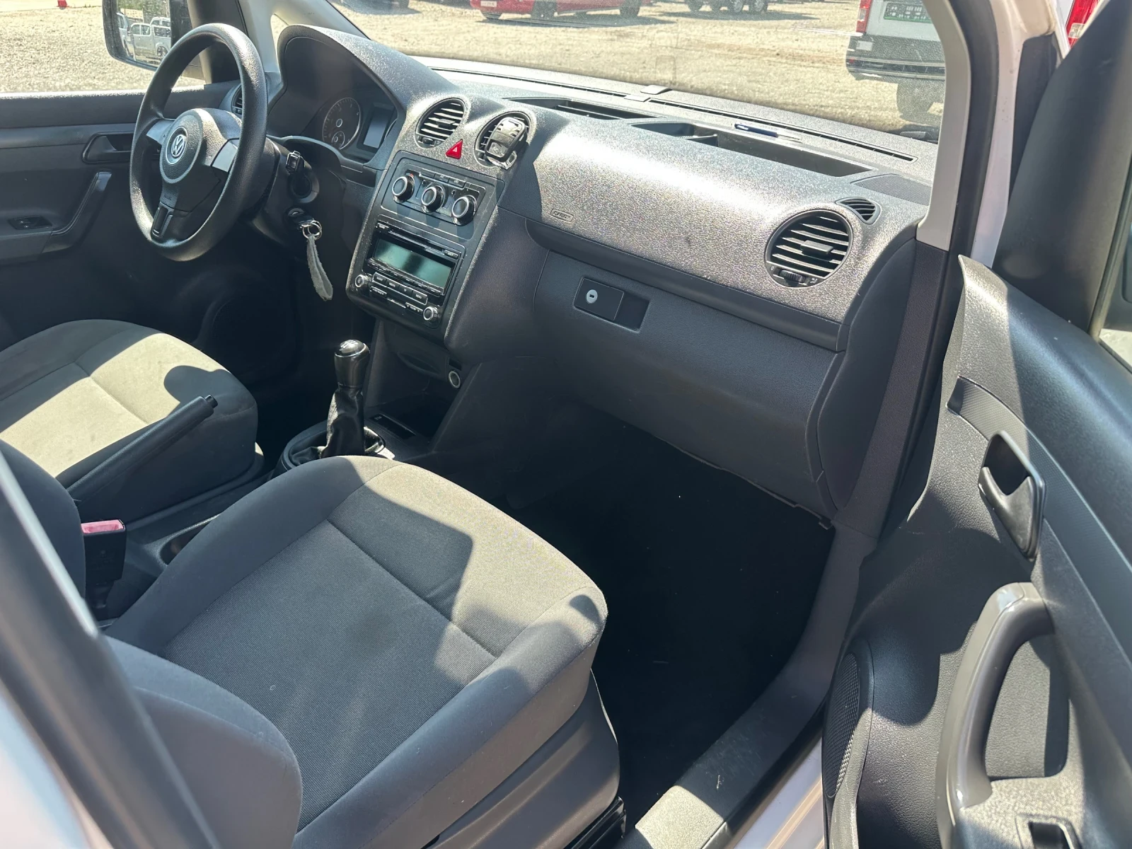 VW Caddy 2БРОЯ!130ХИЛ.КМ!КЛИМА! - изображение 6