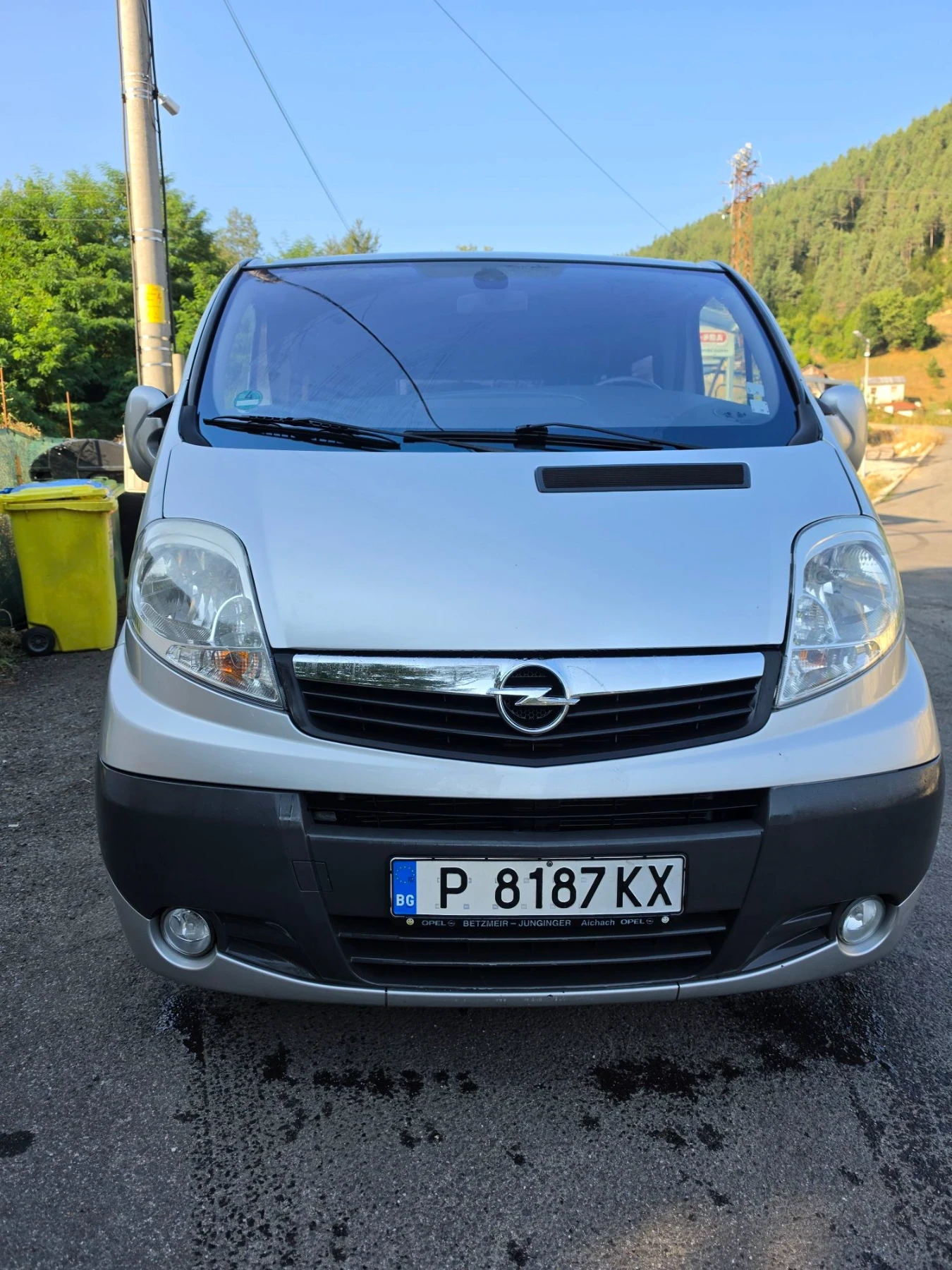 Opel Vivaro КАПАРИРАН