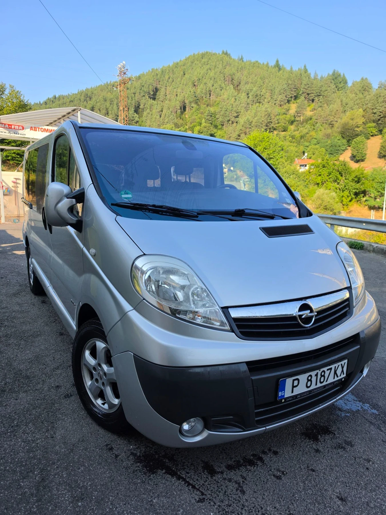 Opel Vivaro КАПАРИРАН, снимка 12 - Бусове и автобуси - 53027494