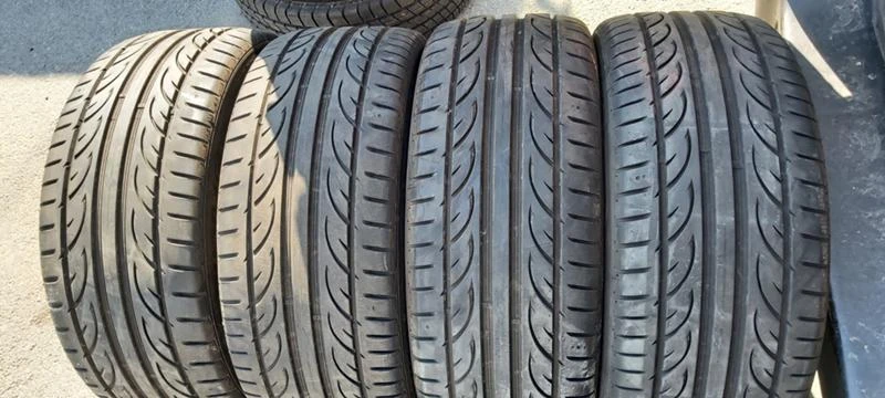 Гуми Летни 225/45R17, снимка 1 - Гуми и джанти - 33849099