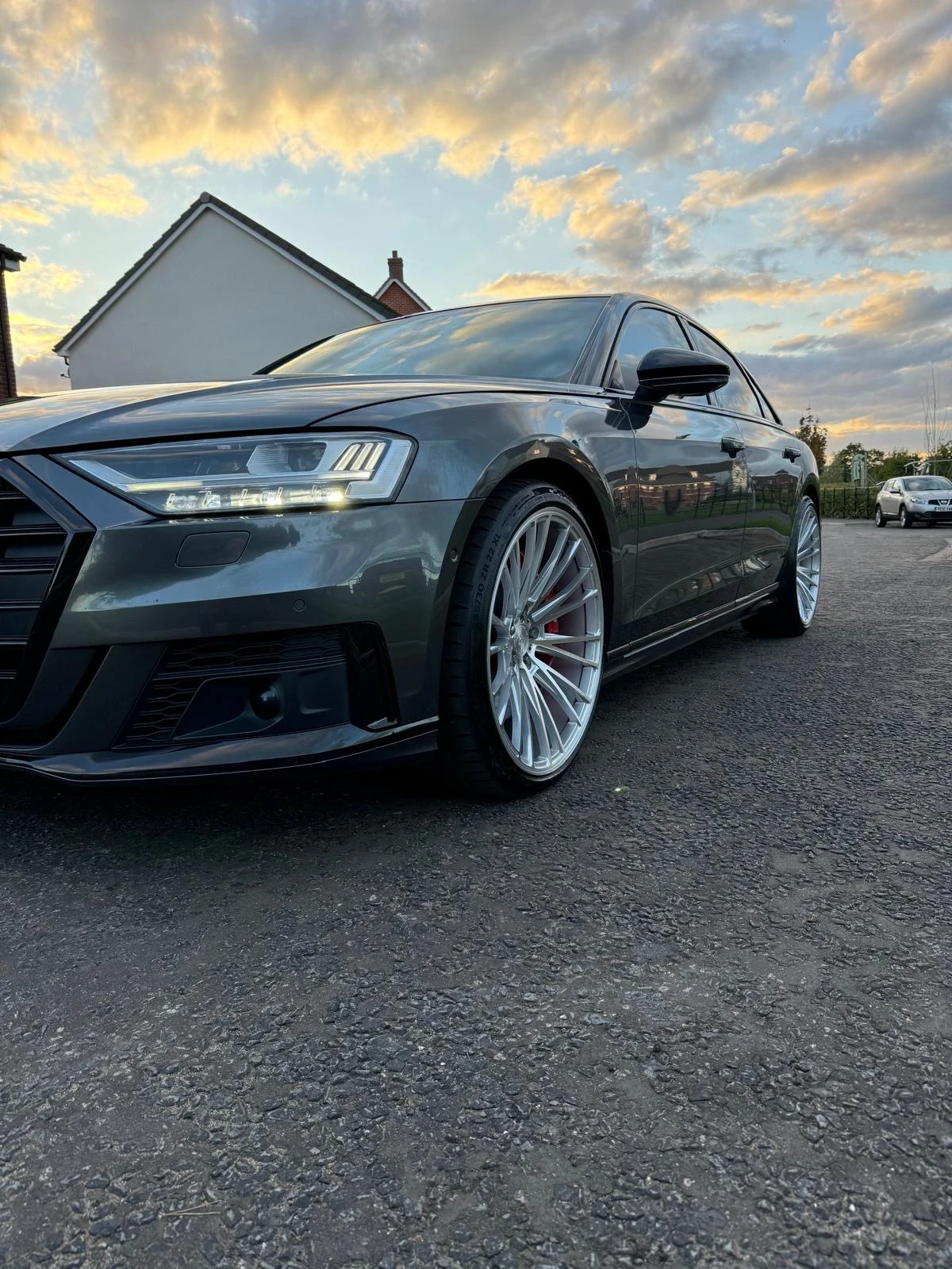 ���� � ������ 285/35R22 �� Audi S8 | Mobile.bg � ����������� 4