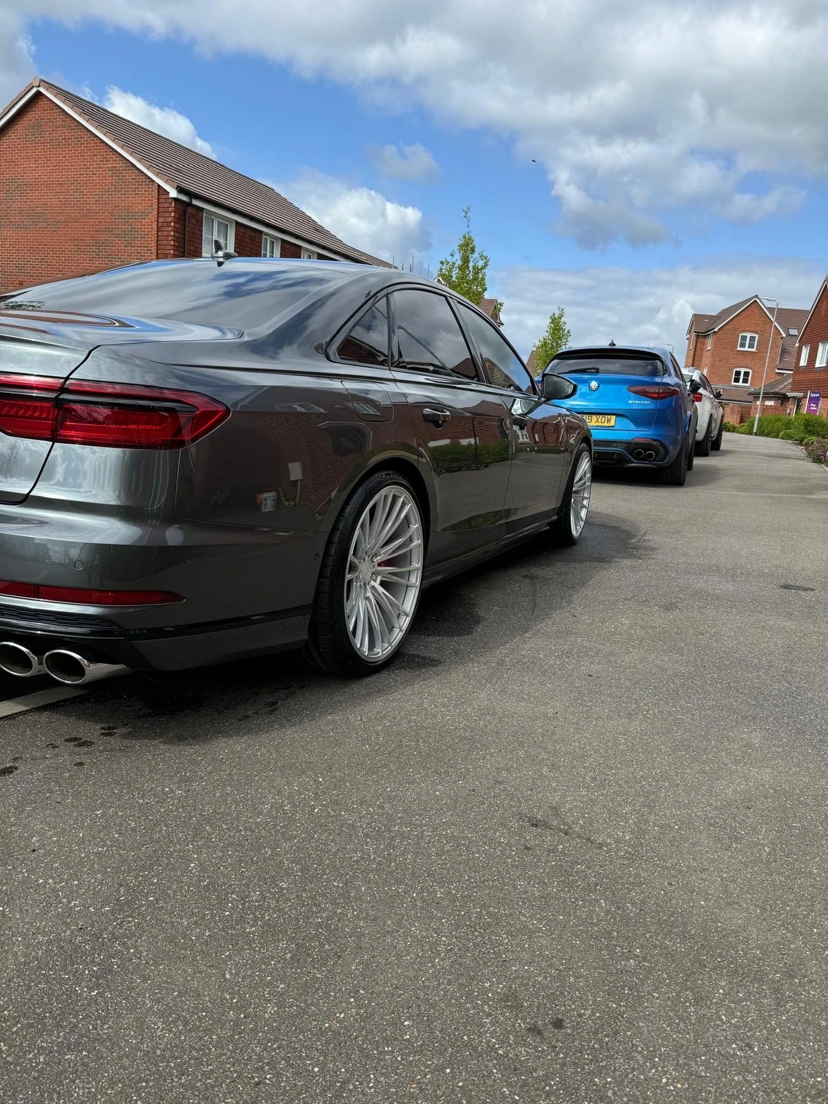 ���� � ������ 285/35R22 �� Audi S8 | Mobile.bg � ����������� 8