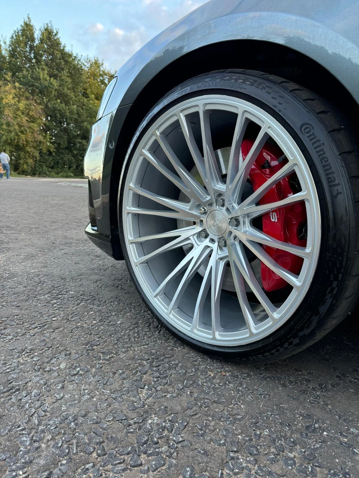 ���� � ������ 285/35R22 �� Audi S8 | Mobile.bg � ����������� 2