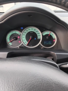 Toyota Corolla verso, снимка 5