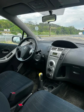 Toyota Yaris 1.3, снимка 5