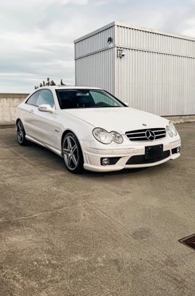 Mercedes-Benz CLK 63 AMG * СЕРВИЗНА ИСТОРИЯ * 84000КМ * ЦЕНА ДО БГ * , снимка 8