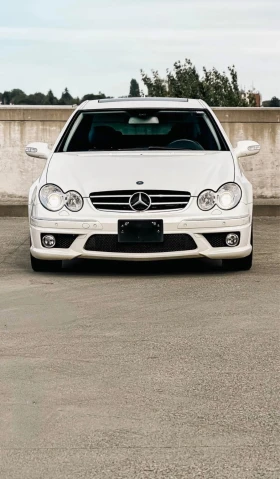 Mercedes-Benz CLK 63 AMG * СЕРВИЗНА ИСТОРИЯ * 84000КМ * ЦЕНА ДО БГ * , снимка 2