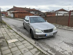 Mercedes-Benz C 220, снимка 3