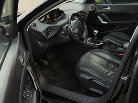 Peugeot 308 SW 1.2 Пано/Кожа, снимка 12
