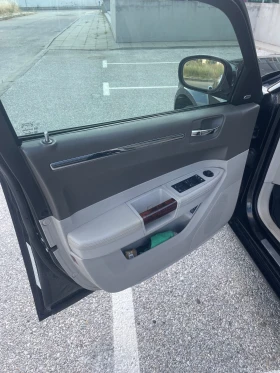 Chrysler 300c 3.0CRD | Mobile.bg    10