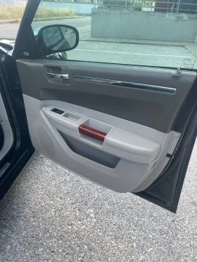 Chrysler 300c 3.0CRD | Mobile.bg    9