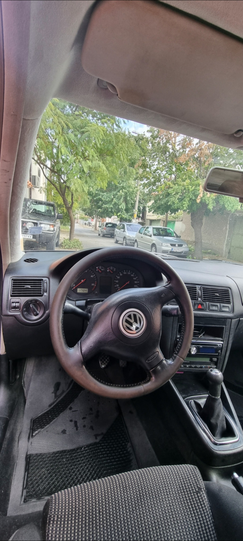 VW Golf, снимка 11 - Автомобили и джипове - 45584351