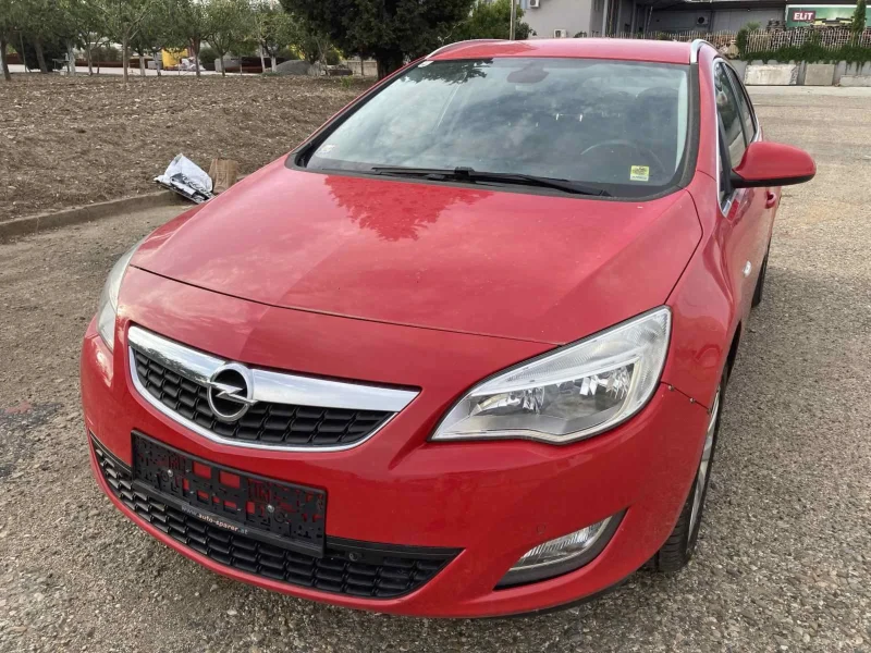 Opel Astra, снимка 1 - Автомобили и джипове - 47063993