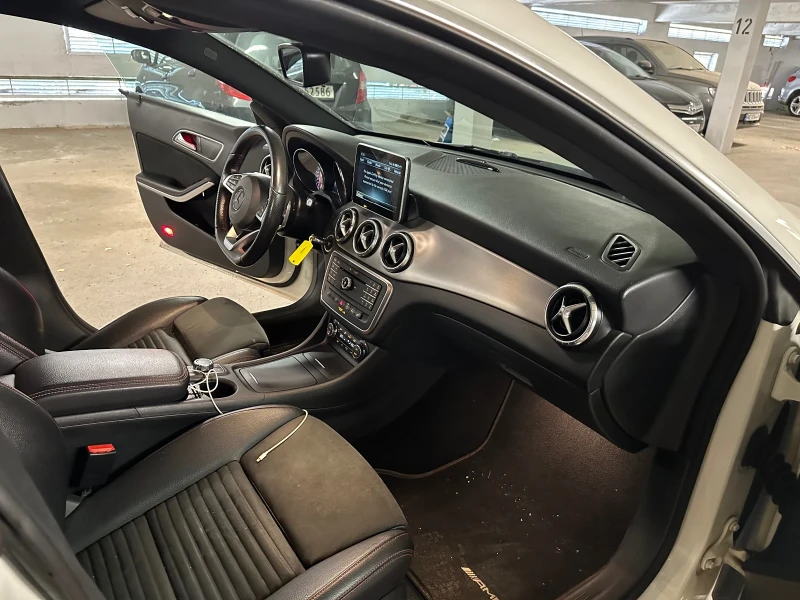 Mercedes-Benz CLA 180, снимка 13 - Автомобили и джипове - 47462571