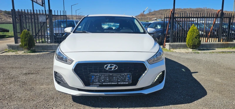 Hyundai I30 1.6 CRDI-Business, снимка 2 - Автомобили и джипове - 49556258