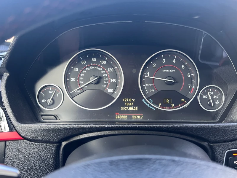 BMW 335 i Xdrive, снимка 10 - Автомобили и джипове - 52452518